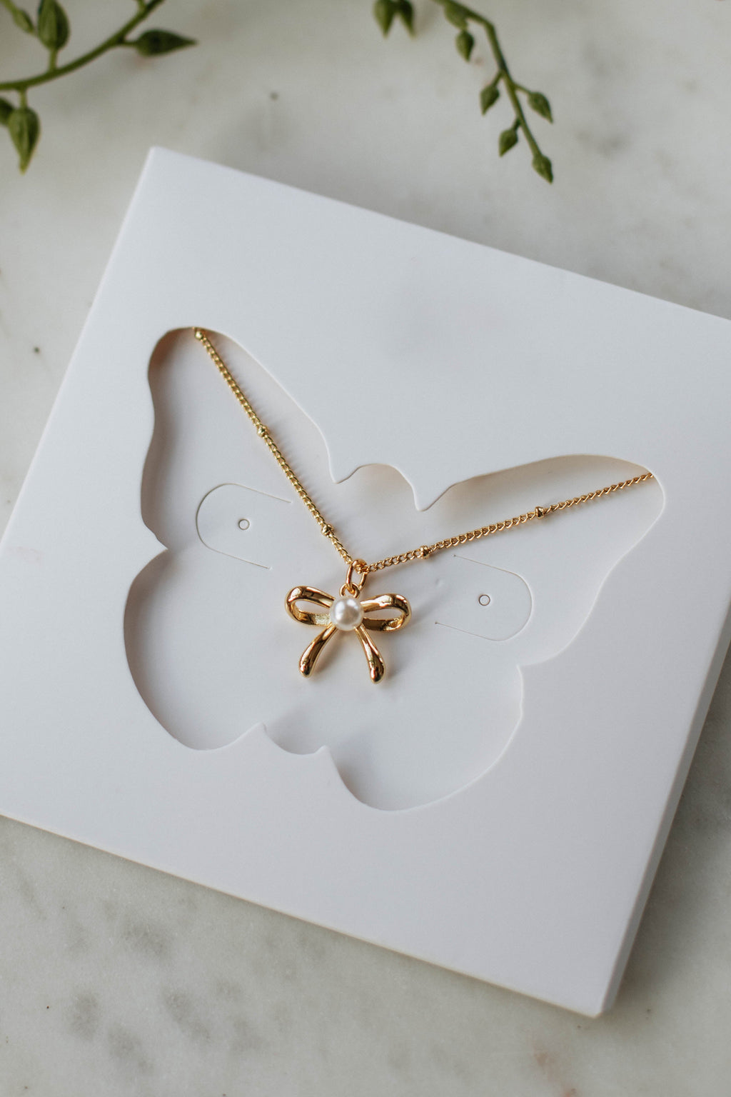 Demure & Dreamy Necklace